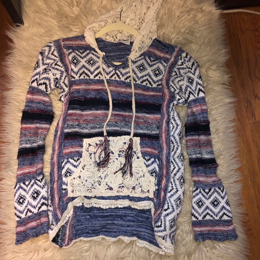 Cute tribal print sweatshirt